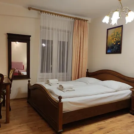 Nad Stawami Pokoje Goscinne Homestay Zwartowko